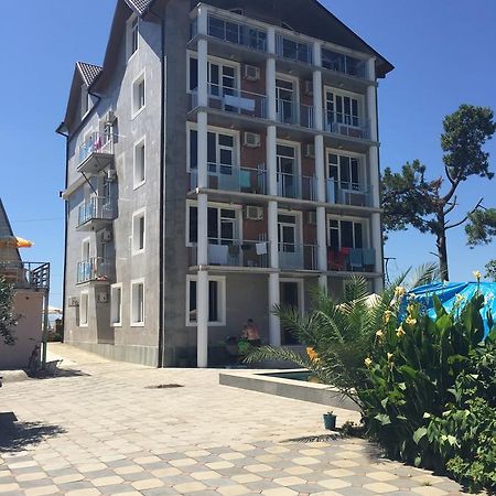 Hotel George Ureki Buitenkant foto